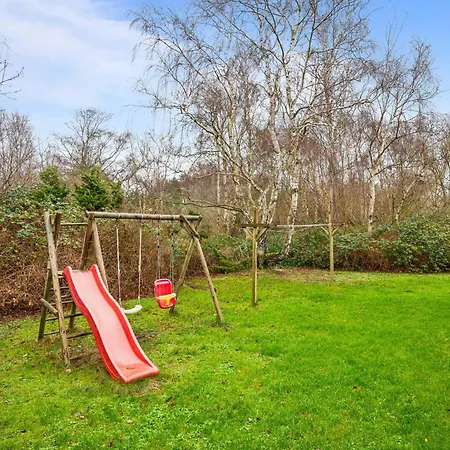 Spacious And Inviting Pool House With Spa, Sauna, Rooftop Terrace And For The Whole Family Just 300 Metres From The Water And Close To Ebeltoft