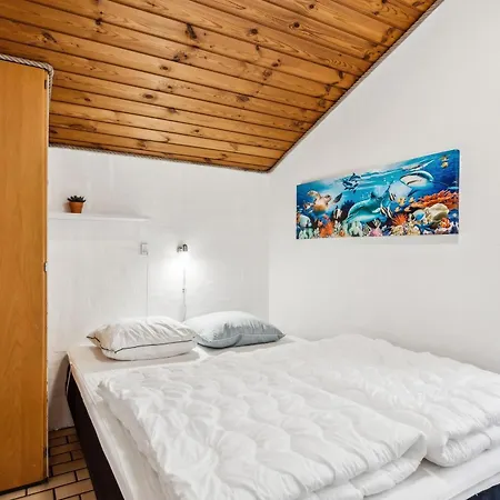 Spacious And Inviting Pool House With Spa, Sauna, Rooftop Terrace And For The Whole Family Just 300 Metres From The Water And Close To * Ebeltoft