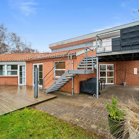 Flot 12 Personers Pool Hus Taet Pa Holiday home Ebeltoft
